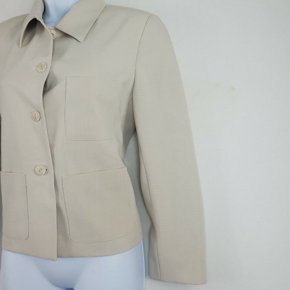 TravelSmith Women’s Beige Khaki Spread Collar Three-Button Blazer Jacket Size 8P - Picture 3 of 10